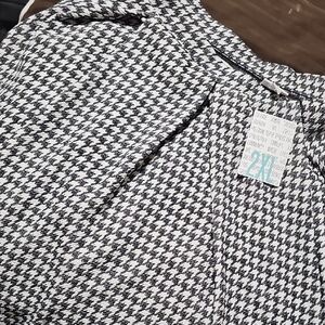 NWT Lularoe Madison Black and White Houndstooth Skirt 2XL
